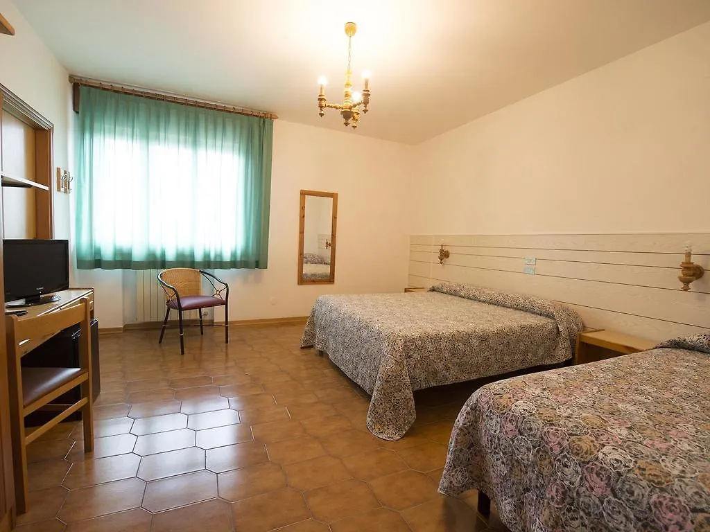 Hotel Galliano Forlì 3*,  Italia